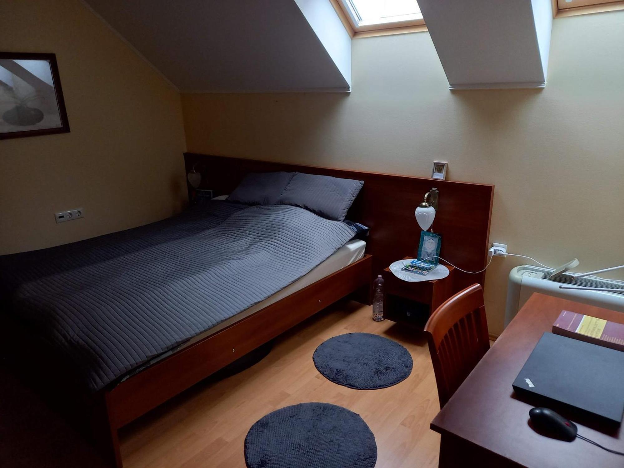 River Apartmanhaz ยาสซ์แบร์รีนย์ ภายนอก รูปภาพ